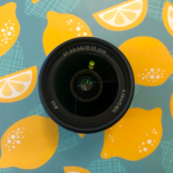 Sony Alpha 330 (Sony A330) kit with 2 lenses - Picture 10 of 13